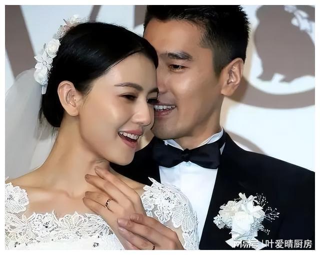 10位明星妻子哪位明星的老婆最漂亮龙8国际唯一网站娱乐圈颜值最高的(图5)